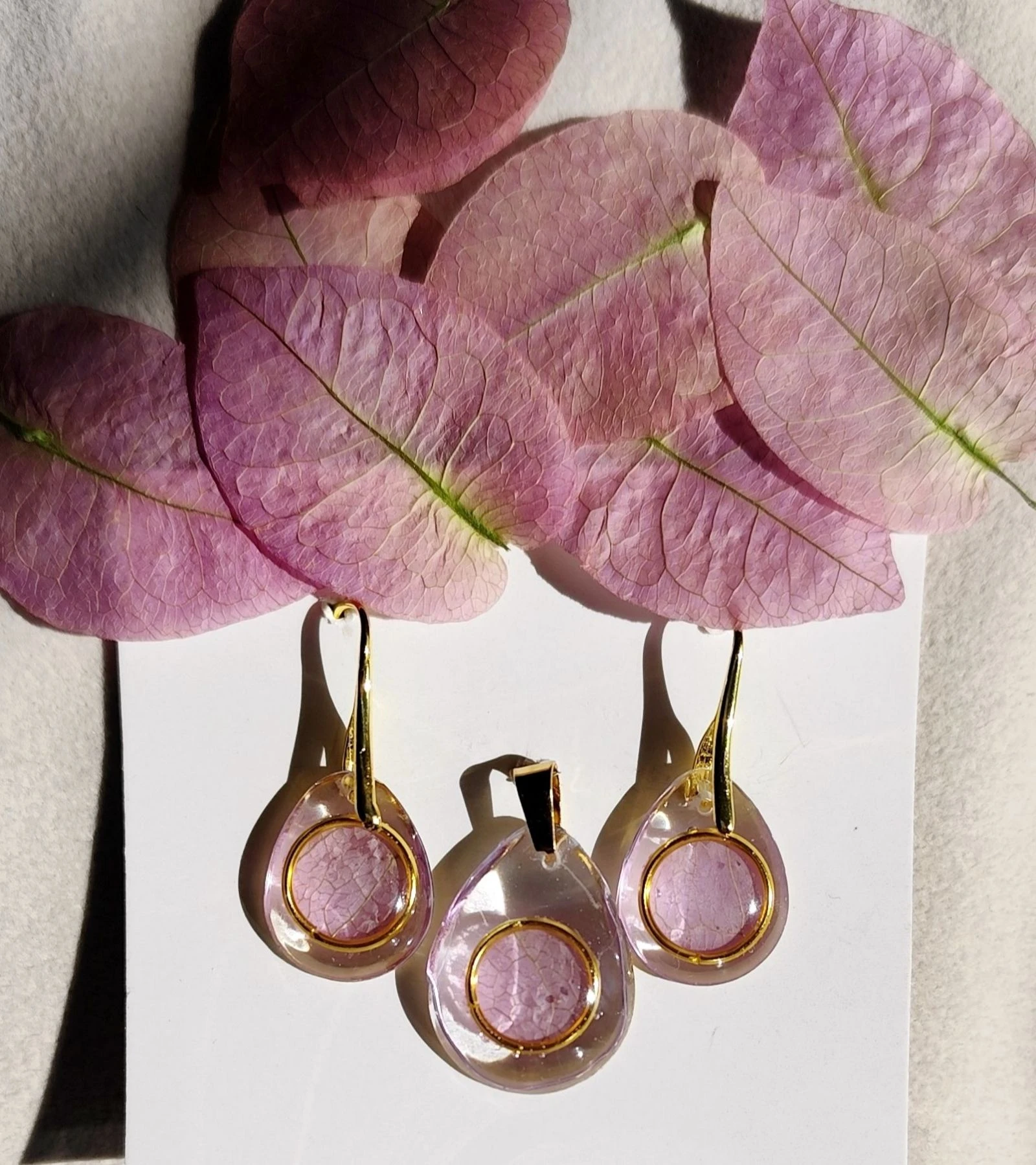 Conjunto joyería con flor natural